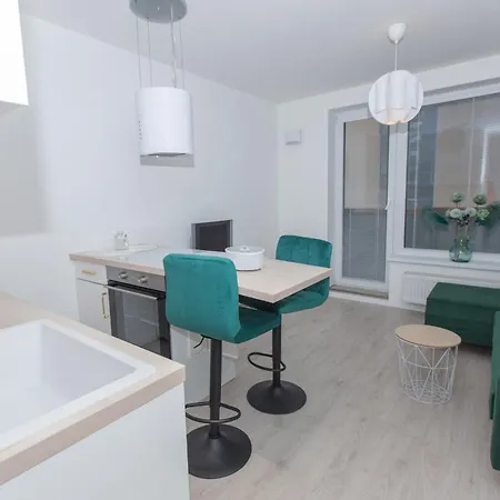 Apartment In The Center Of Kosicka 52 Bratislava